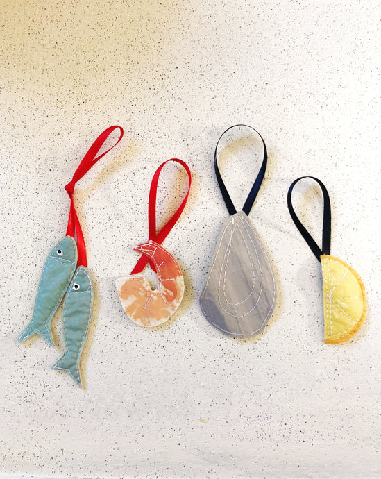SEAFOOD ORNAMENTS